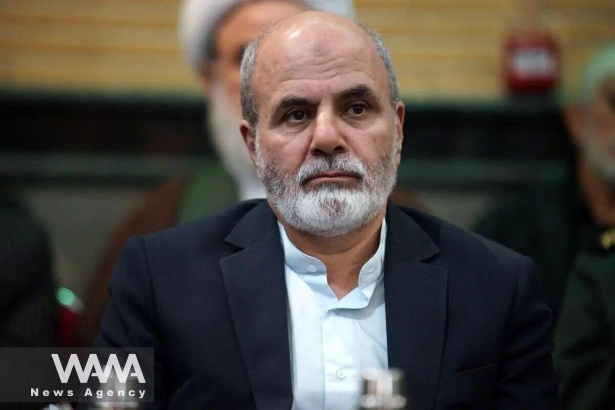 伊朗官员警告美国士兵“靠近点”