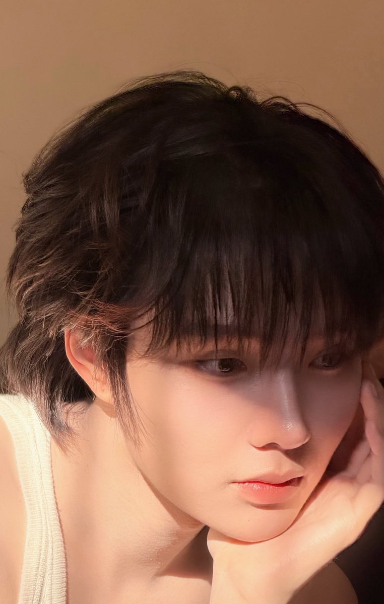 Harit_keng转发一张照片，全网瞬间“小说成真”：男神这波操作，谁顶得住？