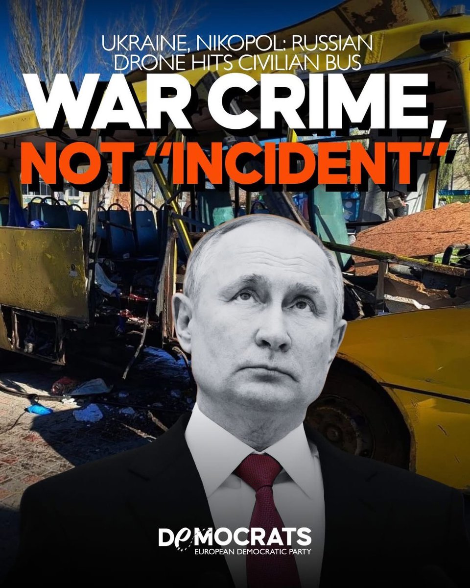 尼科波尔公交车袭击后现场