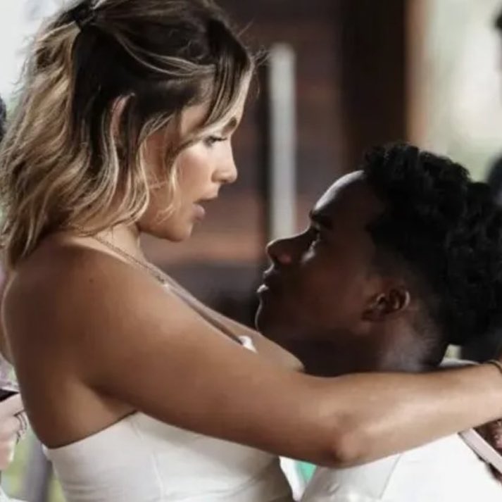 恩德里克与加布里埃利甜蜜合影