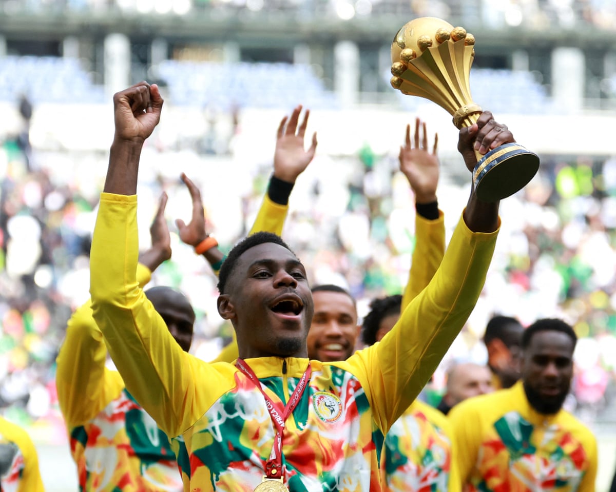Senegal parade Afcon trophy at Stade de France in defiance at being  stripped of title | Senegal football team | The Guardian