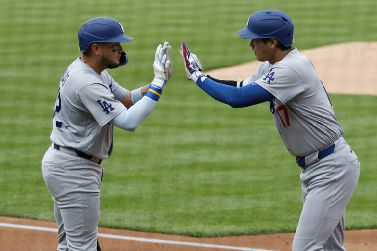 Dodgers Complete Sweep Over Nationals With Comeback Win - Yahoo Sports
