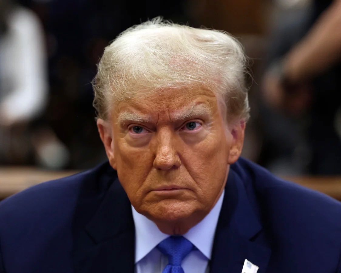 特朗普伊朗核武言论交锋对比图