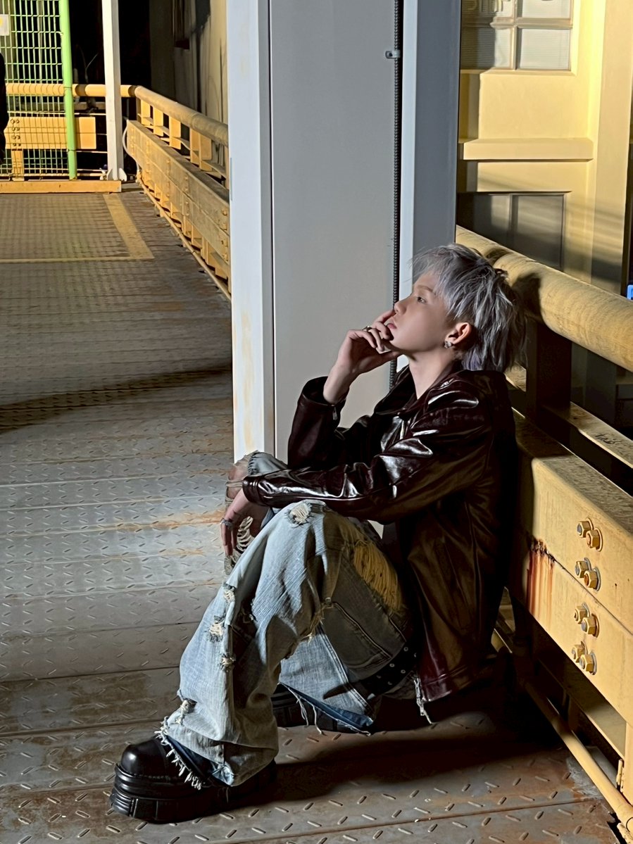 尹宰赫为崔贤硕生日祝福照片