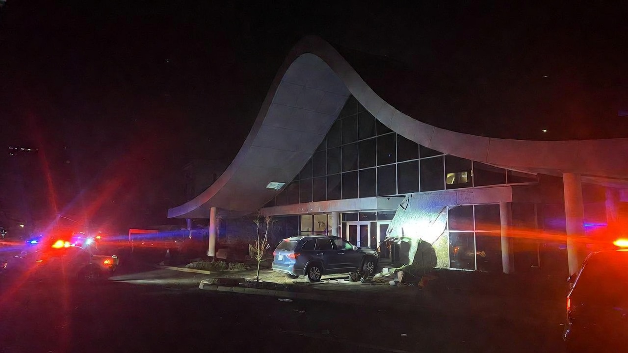 守护的安保与破碎的悲伤：密歇根犹太会堂袭击背后的双重哀痛