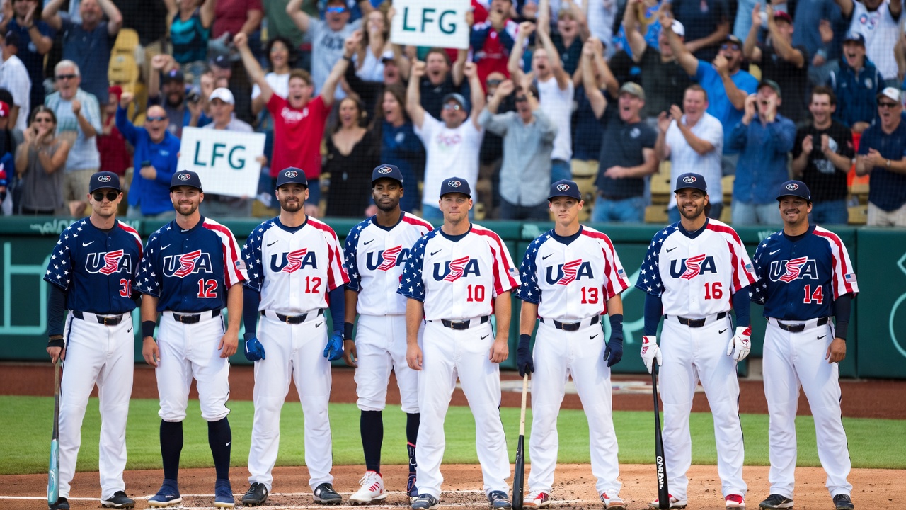 美国棒球队穿冰球奥运球衣参赛