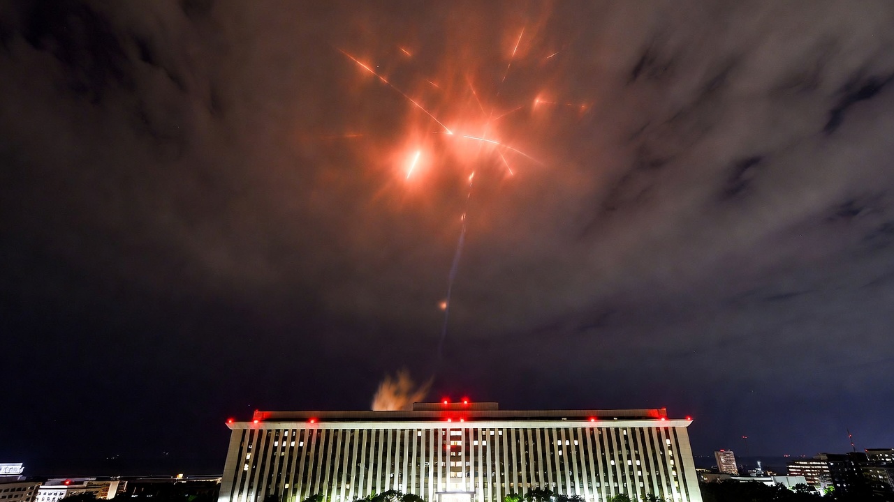 北韩发射多枚导弹 日本发布紧急警报